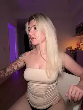 RitaNorth_star from StripChat is Freechat
