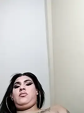 RobertaxGutierrez from StripChat is Freechat