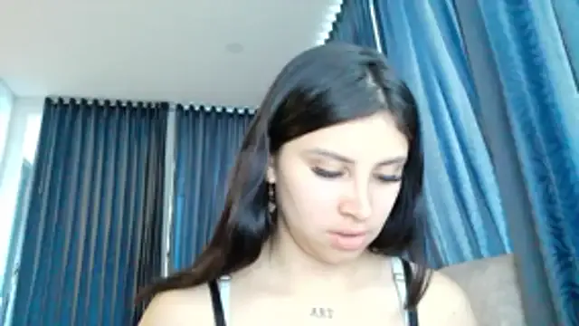 RollinGirl_ from StripChat is Freechat