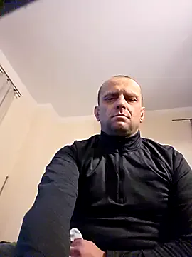 Roman0798 from StripChat is Freechat