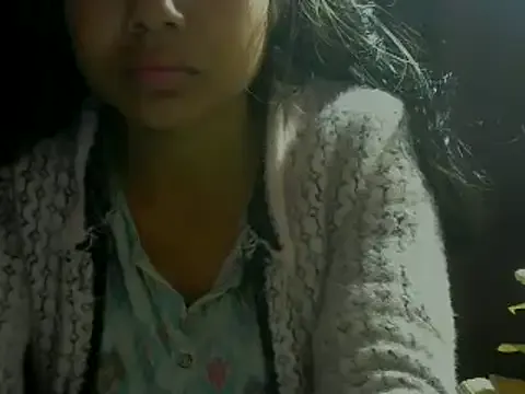 Romantic_Roma6 from StripChat is Freechat