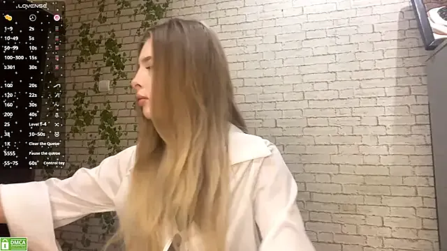 Girls: try live performances with matured performers, from dancing to quirks, in a variety of beautiful sex cams.