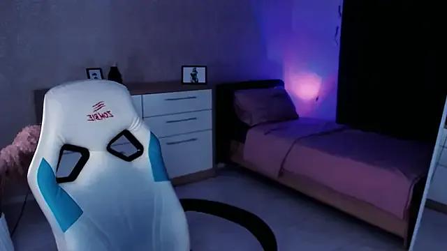 Rose_Sweetiee from StripChat is Freechat