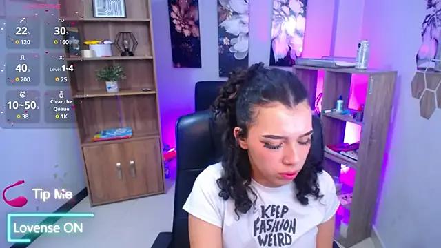 Girls: try live performances with matured performers, from dancing to quirks, in a variety of beautiful sex cams.