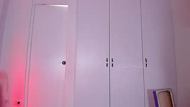 roselinedior from StripChat is Freechat