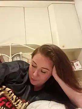 RosieMilff from StripChat is Freechat