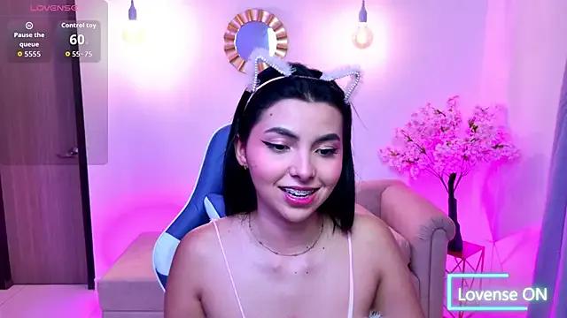 Girls: try live performances with matured performers, from dancing to quirks, in a variety of beautiful sex cams.