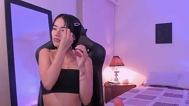 Rouse_Monroe from StripChat is Freechat