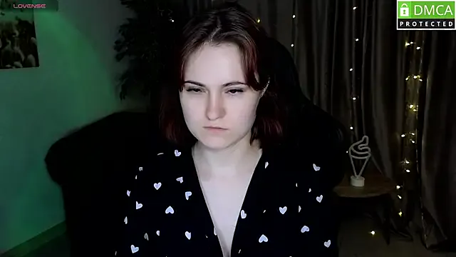 Roxy_foxi from StripChat