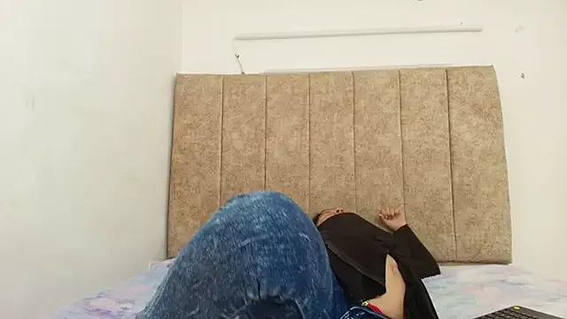 Roxy_Nasty1 from StripChat is Freechat