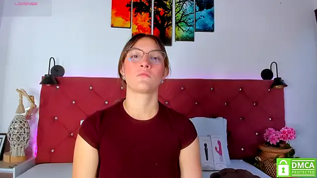 Girls: try live performances with matured performers, from dancing to quirks, in a variety of beautiful sex cams.