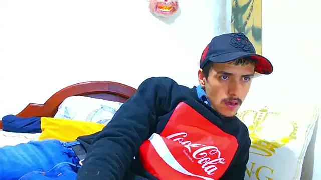 ryan_maxy from StripChat is Freechat