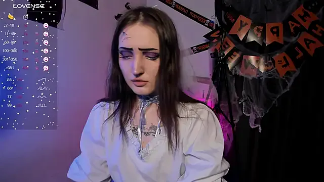 Rydel_sherryy from StripChat is Freechat