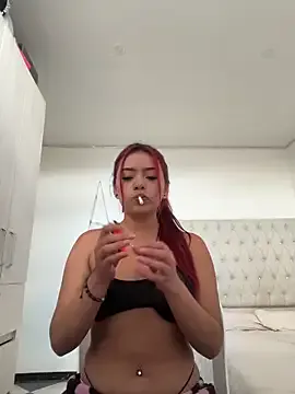 Sabrin_Miller from StripChat is Freechat