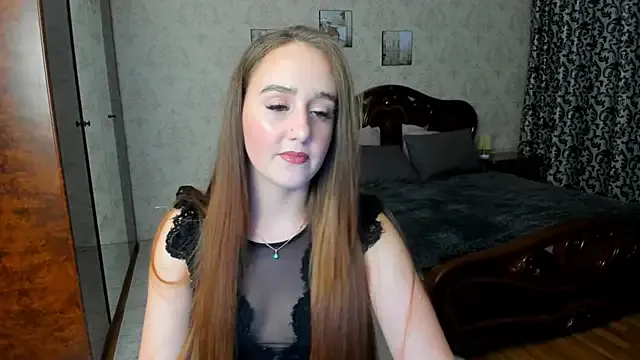 SabrinaCandi from StripChat is Freechat