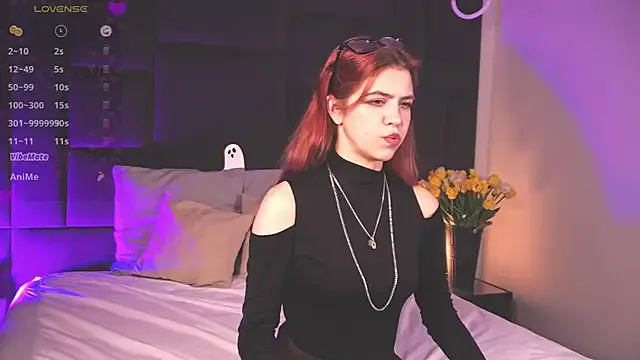 SabrinaCutie from StripChat is Freechat