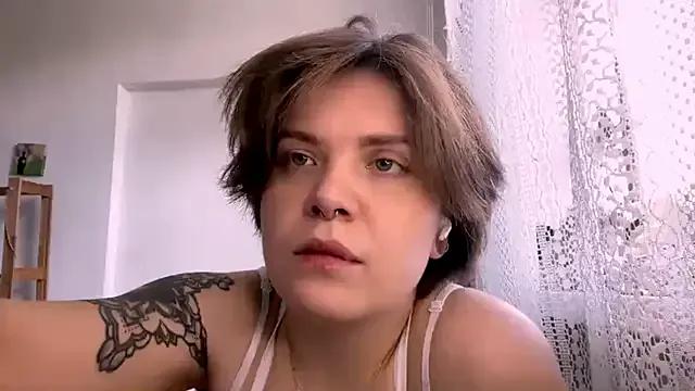 SabrinaFolts from StripChat is Freechat