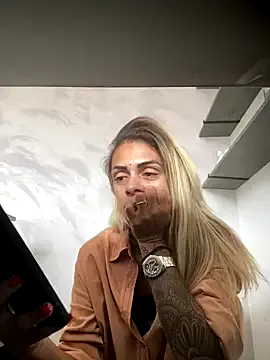 sabrinaneves from StripChat