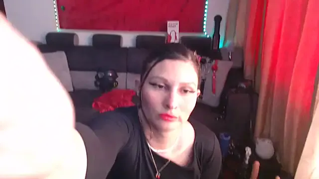 Sachaclinford from StripChat