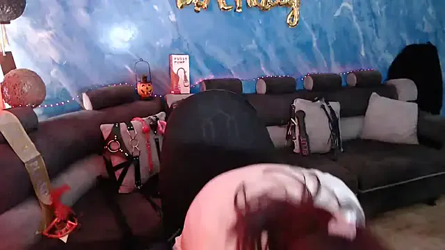 Sachaclinford from StripChat