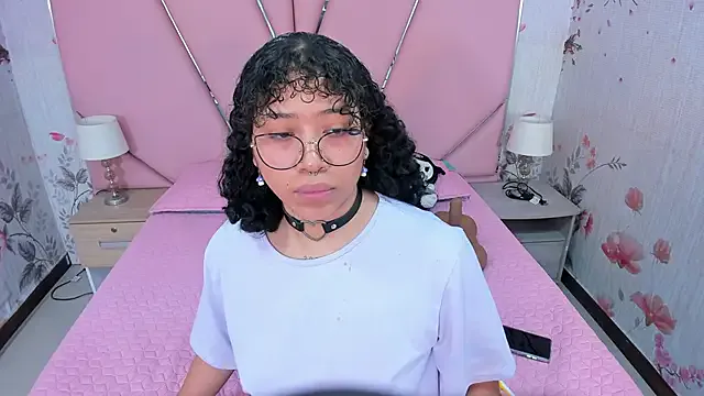 SafiroAgataaa from StripChat