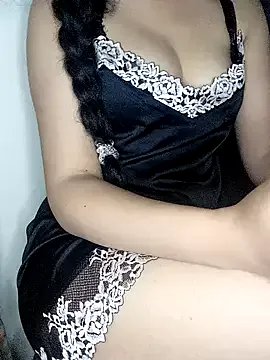 Sahamee from StripChat is Freechat