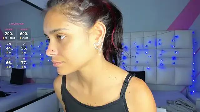 Salome_rouse1 from StripChat is Freechat