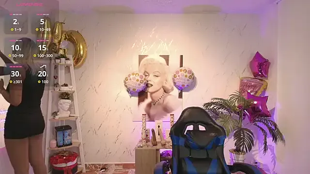 SALOOMEE__ from StripChat