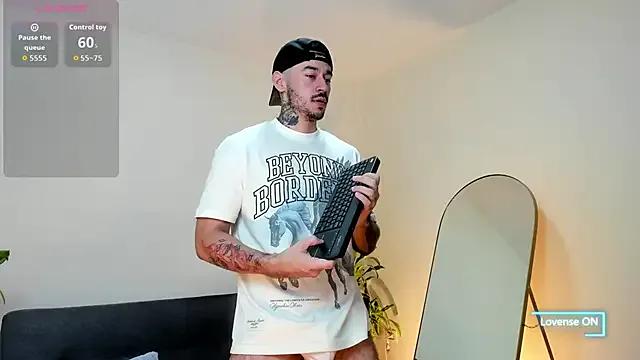Salvatore_costa from StripChat is Freechat