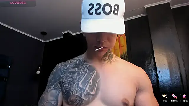 SalvatoreDmore from StripChat is Freechat