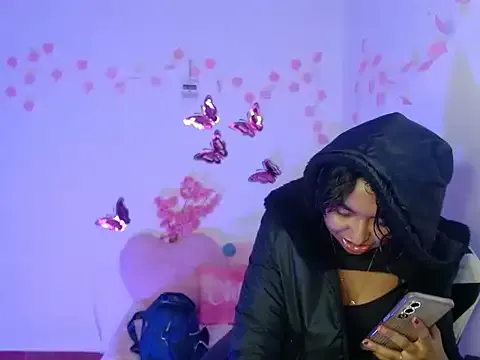 Samanta_777 from StripChat is Freechat