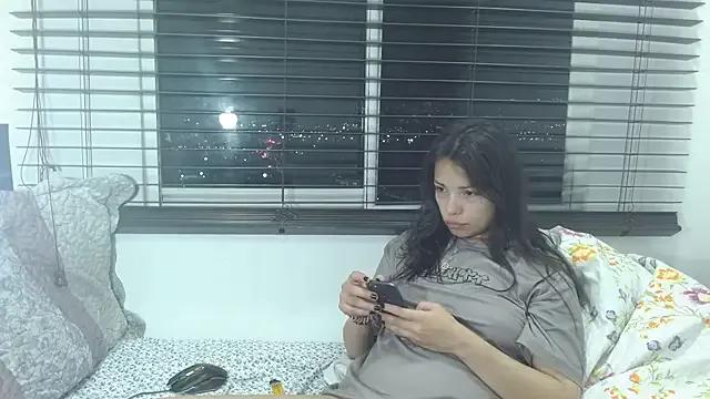 Samantha_Hank1 from StripChat is Freechat