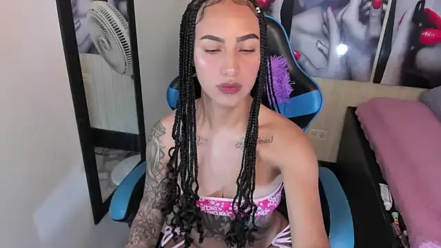 Samanthademonx20_ from StripChat