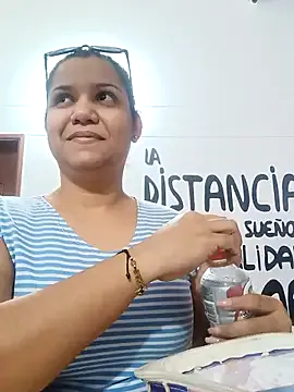 Samaraa_Lee from StripChat is Freechat