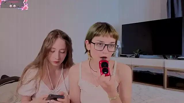 Girls: try live performances with matured performers, from dancing to quirks, in a variety of beautiful sex cams.