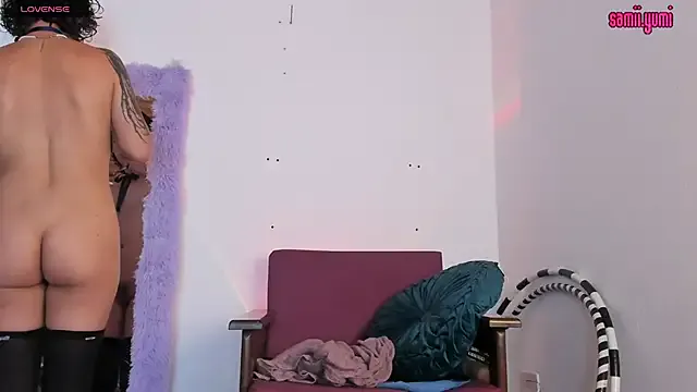 Girls: try live performances with matured performers, from dancing to quirks, in a variety of beautiful sex cams.