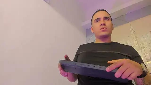 samy_carson_ from StripChat is Freechat