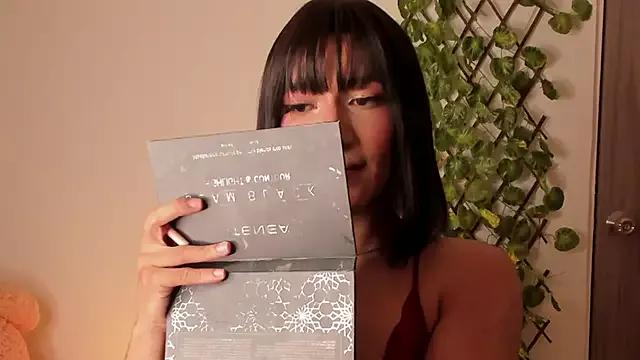 Girls: try live performances with matured performers, from dancing to quirks, in a variety of beautiful sex cams.