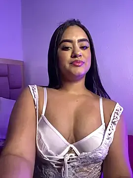 samyrosss6 from StripChat is Freechat