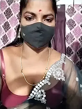 Sana14 from StripChat