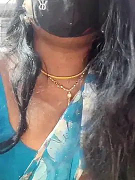 Sana14 from StripChat