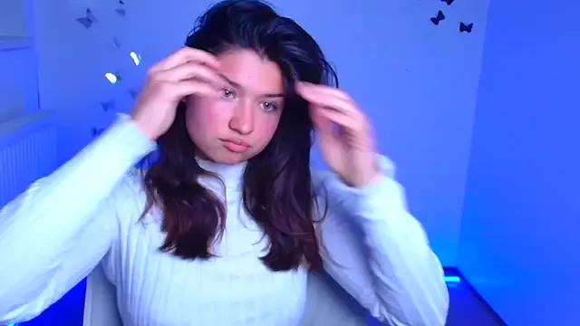 Sandra_Curly from StripChat is Freechat