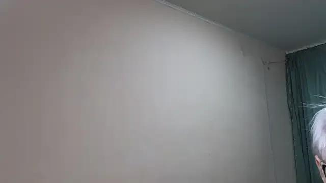 Sandra_Snowflake from StripChat is Freechat