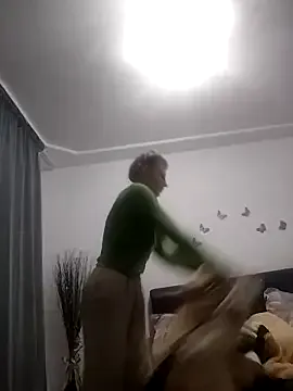 Girls: try live performances with matured performers, from dancing to quirks, in a variety of beautiful sex cams.