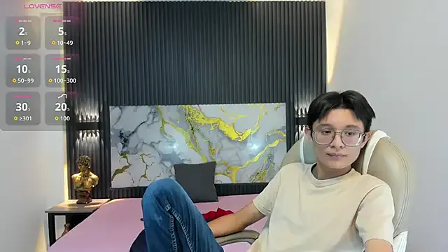 SantiagoRusso18 from StripChat is Freechat