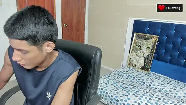 santos_desire from StripChat is Freechat