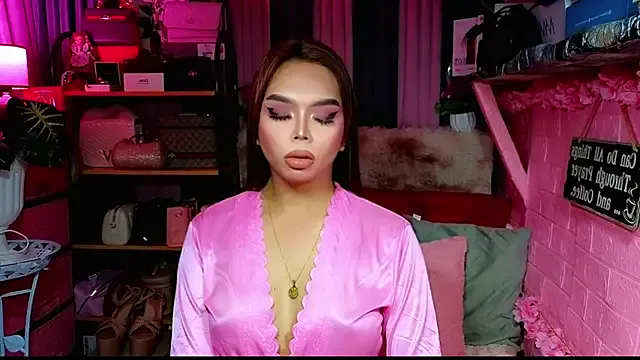 SanyaWalls from StripChat is Freechat