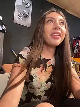 Sara-cooper2 from StripChat is Freechat