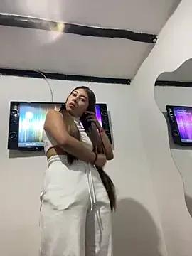 Girls: try live performances with matured performers, from dancing to quirks, in a variety of beautiful sex cams.