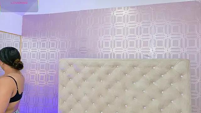 Girls: try live performances with matured performers, from dancing to quirks, in a variety of beautiful sex cams.